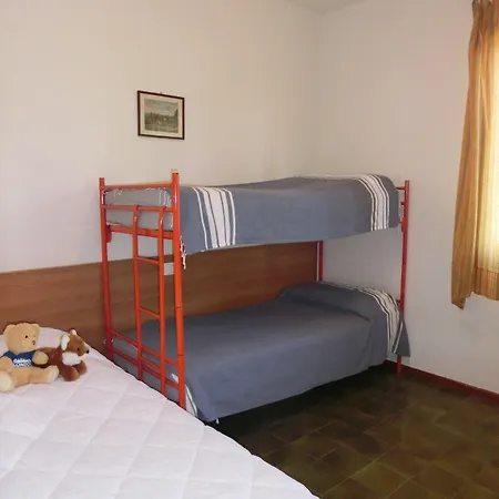 Two-room With Garden For 6 People Бібіоне